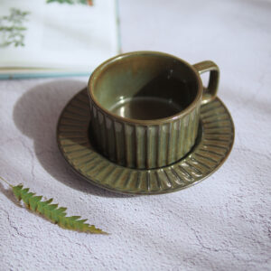 Scalloped Cup Set